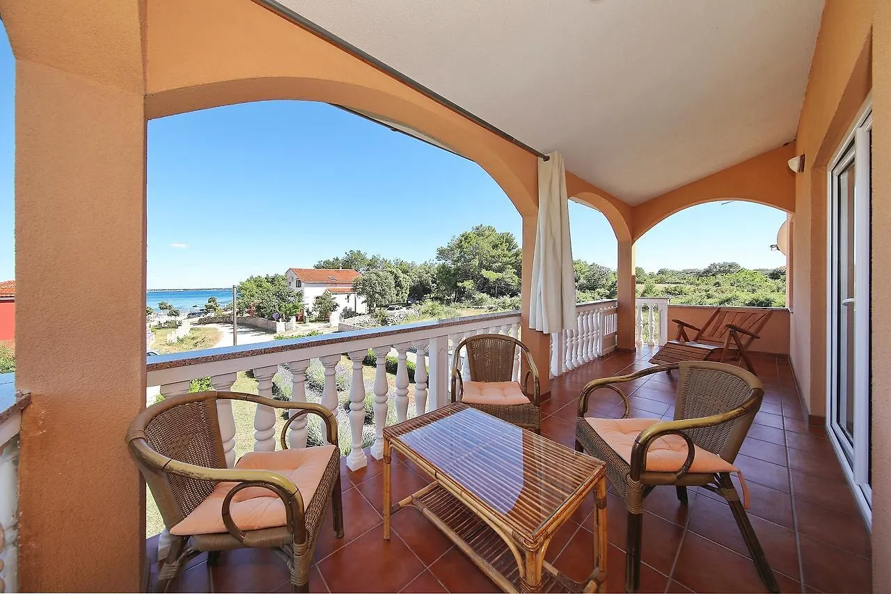 Apartment Sapavac Vir 0*,  Croatia
